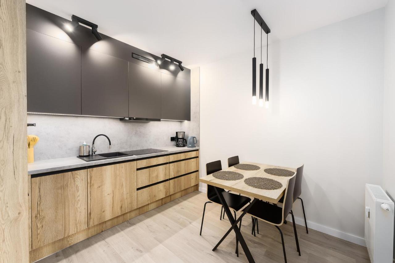 Apartament Brisadelmar Z Bezplatnym Parkingiem 코워브제크 외부 사진